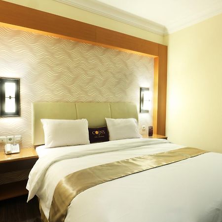 Coins Hotel Jacarta Exterior foto