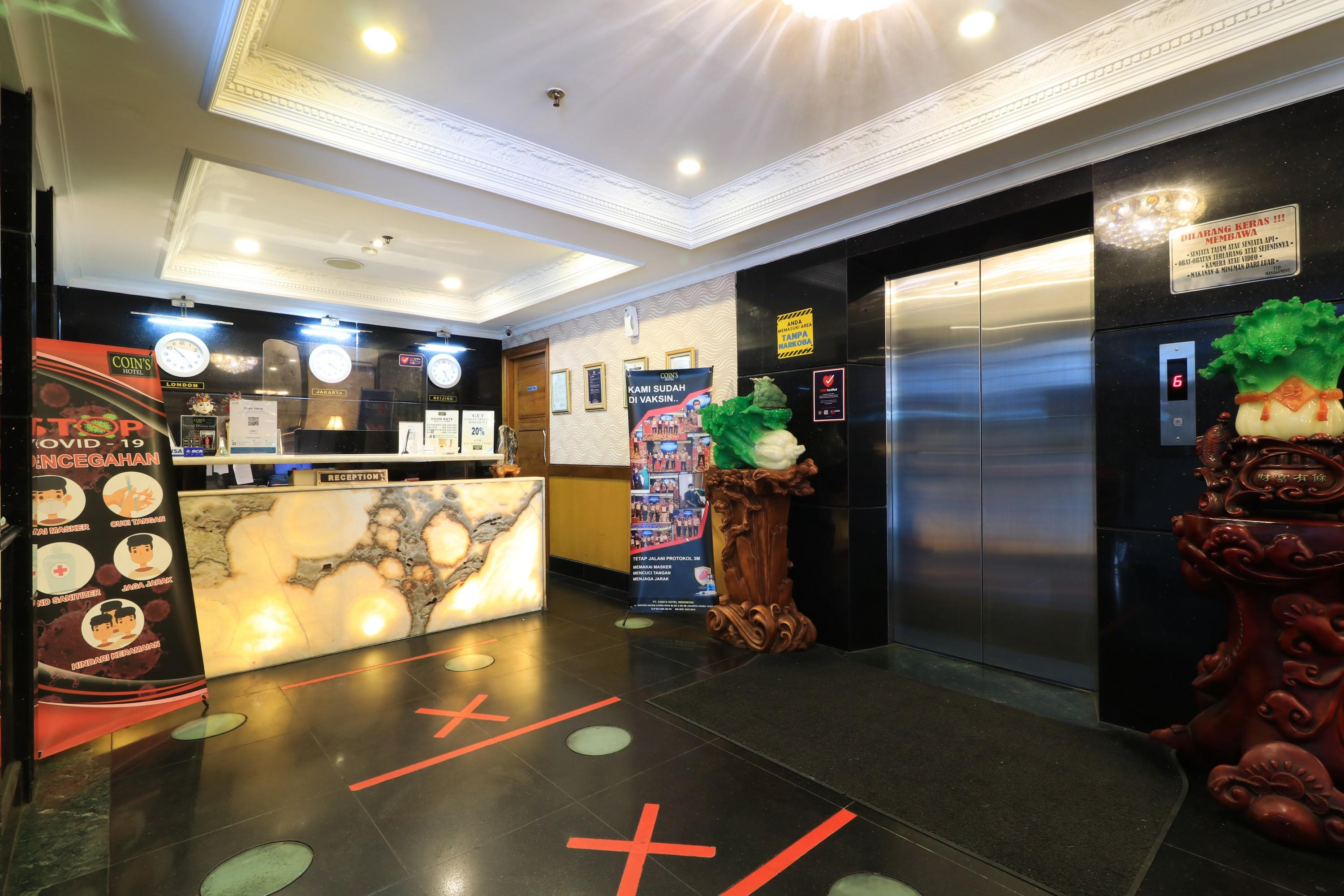 Coins Hotel Jacarta Exterior foto